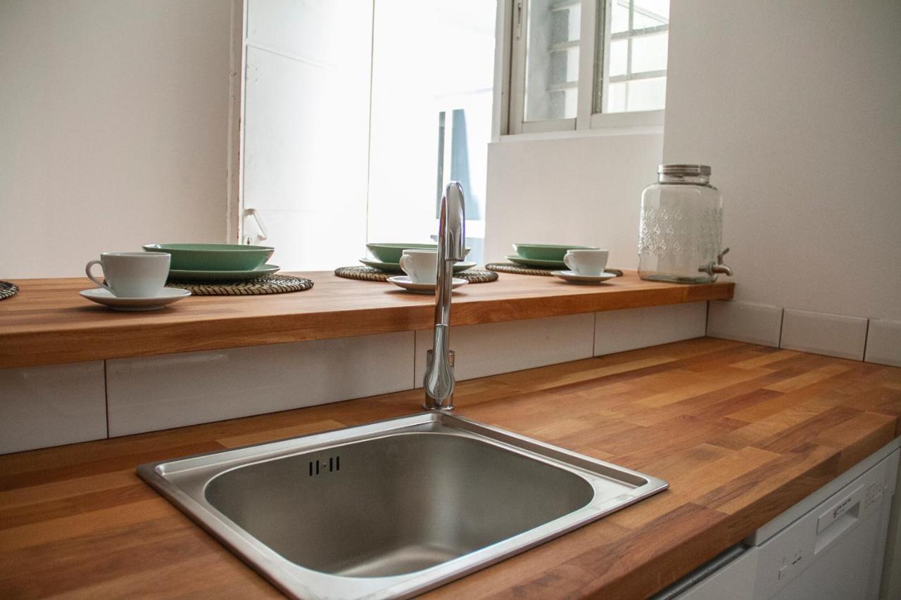 Bed and Breakfast Real Beds Madrid Esterno foto