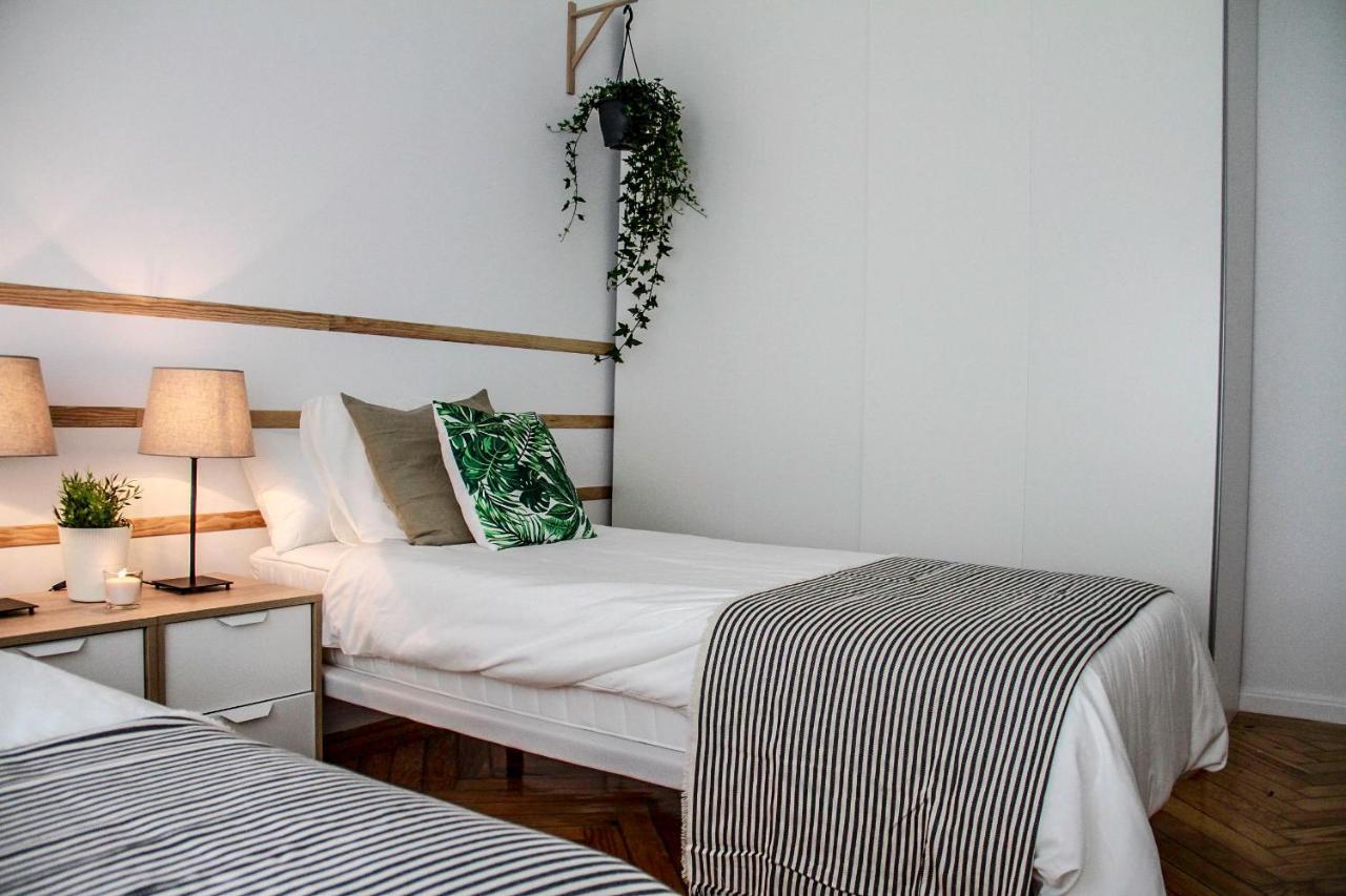 Bed and Breakfast Real Beds Madrid Esterno foto
